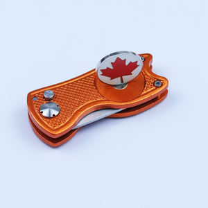 Оптовая продажа с завода: складной инструмент для гольфа (дивот-тёр, пик-форк) из железа и цинкового сплава, 25 мм, с маркером для мячей, с возможностью нанесения логотипа OEM на заказ - Product Image 2