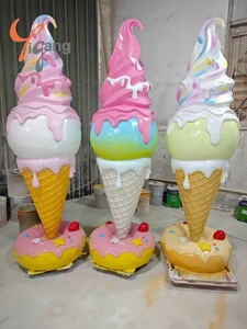 Sculture di Gelato in Resina e Fibra di Vetro Realistiche e Personalizzate per Gelaterie, Grandi Decorazioni Espositive Artistiche - Product Image 2