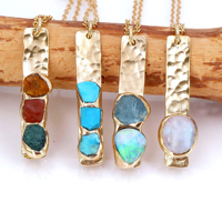 Collier personnalisé en acier inoxydable avec certificat CE, motif cube délicat et pierres de naissance multiples pour femme – Le cadeau idéal pour les fêtes