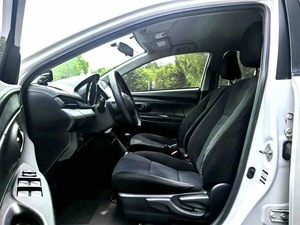 <span class=keywords><strong>Toyota</strong></span> <span class=keywords><strong>Yaris</strong></span> L Zhixuan 1.5E CVT de Segunda Mano, Transmisión Automática, Auto Compacto de <span class=keywords><strong>Gasolina</strong></span>, 2017 <span class=keywords><strong>2018</strong></span>, Amplio Stock Disponible - Product Image 4