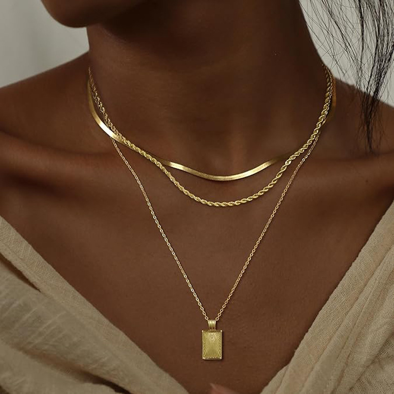 Alloy Tassel Inlaid Diamond Cross Pendant