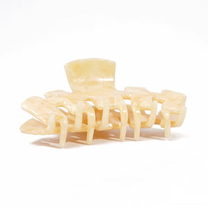 Pinza de Pelo Personalizada de Diseño, Color Beige, Hueca, de Alta Calidad, Pinza de Acetato para el Cabello, Moda Unisex - Product Image 4