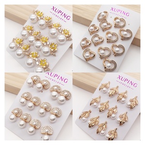 Pendientes de Perlas al por Mayor con Forma de Corazón de Flor de Cobre Chapado en Oro de Joyería <span class=keywords><strong>XUPING</strong></span> - Product Image 1