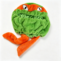 Housse de casque de moto en peluche en forme de tortue mignonne, extensible et élastique, avec longue sangle, pour la protection et la décoration du casque de moto