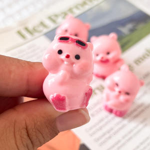 귀여운 만화 창의적인 레진 핑크 비버 인형 동물 패턴 기념일 장식 책상 및 자동차 콘솔용 - Product Image 3