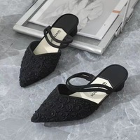 Nouvelles mules pour femmes 2026 à motif floral rose, à bout pointu et talon carré, sandales polyvalentes élégantes à bout fermé et à talon ouvert, transformables en deux modèles