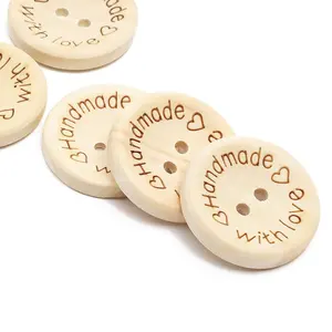 50 Uds 20mm 2 agujeros botones de madera hechos a mano con corazones de amor botones de madera costura para coser accesorios de ropa