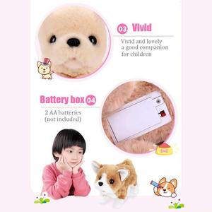 Giocattolo Interattivo in Peluche e Plastica a Forma di Golden Retriever - Cucciolo Elettronico che Cammina, Abbaia, Scodinzola e Allunga le Zampe - Union World 2-4 - Product Image 3