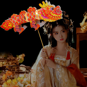 Grandes décorations de festival du Nouvel An chinois en plastique, alimentées par batterie, pour l'extérieur, dans le style du Danseur du Dragon - Product Image 4