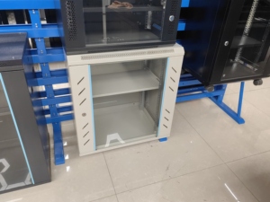 19インチ壁に取り付けられたネットワークキャビネットラック6UサーバキャビネットITコンピュータスイッチサーバーラックネットワークキャビネット - Product Image 3