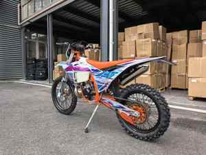 Kews K24-XFH300 Haute Performance 300CC Deux Temps Tout-Terrain Dirt Bike Nouveau Style Dirtbike 2 Temps Refroidi À L'eau - Product Image 6