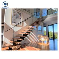 Vitrine d'exposition pour escalier de magasin, design pour boutique, espace d'exposition, escaliers