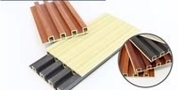Tube de bois carré composite en plastique latte creuse en bois pour décoration intérieure