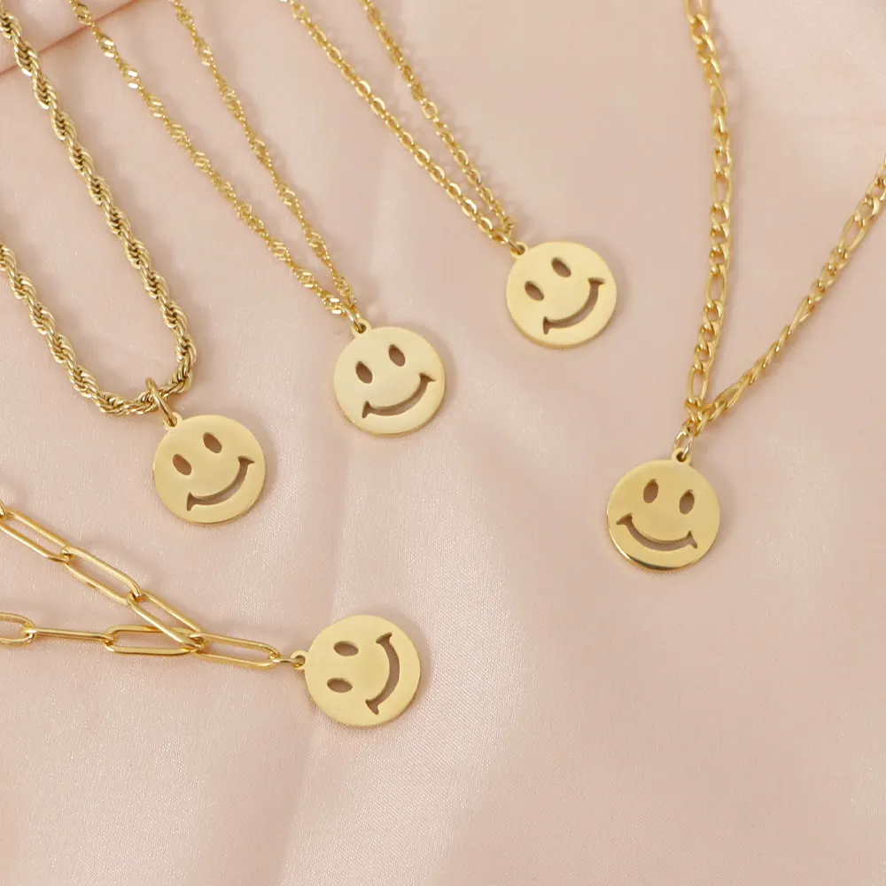 Custom Stainless Steel Gold Filled Tiny Chain Happy Smiley Face Pendant Necklace Women Minimalist Jewelry