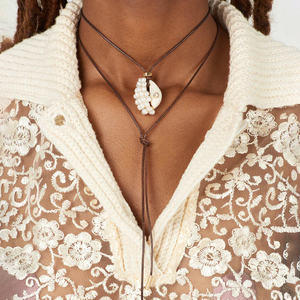 Düğün ve hediyeler için inci özelleştirme kolye ve küpe ile fabrika doğrudan lüks doğal inci takı seti <span class=keywords><strong>Conch</strong></span> - Product Image 1