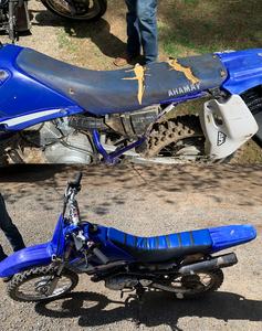 Funda de Asiento JFG RACING Universal de Goma Blanda Acolchada para Motos de Dirt <span class=keywords><strong>Pit</strong></span> <span class=keywords><strong>Bike</strong></span> y Motocross - Product Image 2