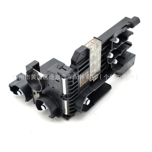 Honda <b>Terminal</b> Battery Fuse 38240-T5R-003 Quick Disconnect 33 Positions For City HRV - Product Image 2