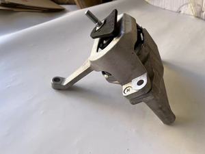 OEM 11210-3TA1D para Nissan Altima 2013-2018 Suspensión de motor de nueva condición Piezas de transmisión de goma automotriz - Product Image 3