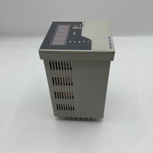 キーエンス純正 RD-50R アナログセンサーコントローラー 産業オートメーション アナログ信号処理 制御装置 - Product Image 3