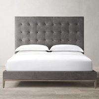 Lit double en tissu capitonné de style nordique italien, nouveau design, cadre de lit en bois, taille Queen/King, chambre à coucher moderne