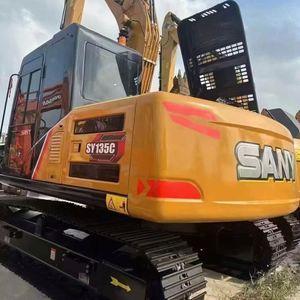 รถขุดไฮดรอลิกมือสอง Sany Sy135c ปี 2023 ได้รับการรับรองมาตรฐาน CE EPA พร้อมเกียร์บ็อกซ์และเกียร์ริปเปอร์ น้ำหนัก 13.5 ตัน เครื่องจักรก่อสร้าง - Product Image 1