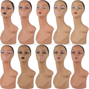 Tête de mannequin en PVC pour l'affichage de perruques noires avec foulard et chapeau pour vitrine, style européen et américain - Product Image 1