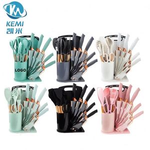 Kaimi Ali Baba Express Compras en Línea al por Mayor Juego de Utensilios de Cocina de Silicona con Mango de Madera Ligero de 19 Piezas - Product Image 1