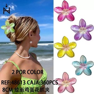 Fermaglio per capelli a forma di fiore di frangipani da 8 cm, accessorio per capelli da donna, stile spiaggia - Product Image 3