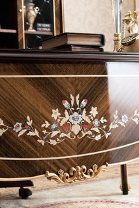 <span class=keywords><strong>Mesa</strong></span> de <span class=keywords><strong>oficina</strong></span> tallada de madera sólida de diseño italiano de Muebles clásicos de lujo - Product Image 3