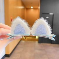 Barrettes pour enfants oreilles de chat couleur bonbon, pinces latérales tendance, pinces à franges en peluche pour l'automne et l'hiver