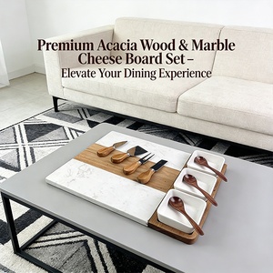 Tabla de Quesos Rectangular Personalizada y Sostenible de Mármol y Madera de Acacia con 3 Tazones de Cerámica - Product Image 4