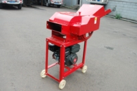 Nouveau moteur à essence alimentation animale faisant l'herbe hachoir tige noyau moteur fourrage coupe-paille tige herbe découpeuse