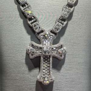 Joyería de fiesta de rapero de lujo personalizada VVS Baguette Moissanite Diamond Iced Out Custom Cross Charm colgante collar - Product Image 2