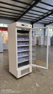 Réfrigérateur médical de haute qualité 360L pour banque de sang, 4 degrés, refroidissement par air, porte vitrée, contrôle par microprocesseur, pour laboratoire - Product Image 3