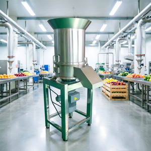 Équipement de broyage centrifuge vertical compact pour la production de jus de fruits et légumes en petites et moyennes lignes de production - Product Image 1