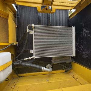 Offre Spéciale : Excavatrice sur Chenilles Komatsu PC240-8 d'Occasion, 24 Tonnes, Hydraulique, d'Origine Japonaise, pour la Construction - Product Image 2