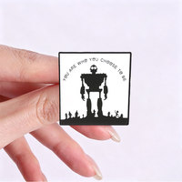 Épinglette en émail Iron Giant Silhouette Quote Robot pour veste, sac à dos et tenue décontractée, accessoire de mode et de décoration