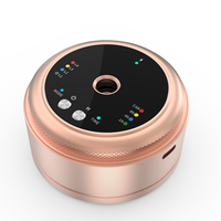 Vente en gros de mini machine portable USB sans fil de luxe pour parfumer les huiles essentielles Diffuseur d'arômes pour voiture sans eau
