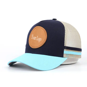 Sombrero de Camionero Personalizable Richardson 112 de Malla con Parche de Pez USA - Product Image 1