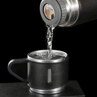 Vente en gros usine : Coffret cadeau de bouteilles d'eau isothermes 500 ml en acier inoxydable, pour boissons chaudes et froides, avec gobelet et thermos à thé sous vide