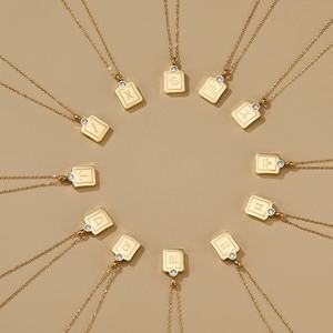 Collar Sagitario Personalizado al por Mayor, Colgante de Acero Inoxidable con Baño de Oro PVD Antialérgico - Product Image 1