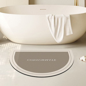 Tapis de bain doux en terre de diatomées en forme de U, antidérapant, séchage rapide, design minimaliste, fibre de polyester - Product Image 1