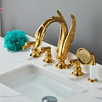 Robinet de salle de bain thermostatique Golden Swan chromé à 3 poignées, montage sur plan, jet de pluie