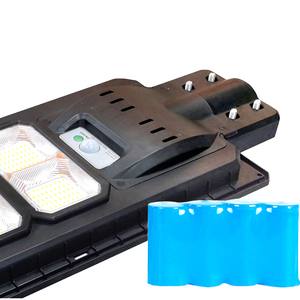 LED năng lượng mặt trời đèn đường Radar cảm biến + vô cấp mờ 100W 200W 400W 800W tất cả trong một tích hợp năng lượng mặt trời ánh sáng đường phố Đèn Ngoài Trời - Product Image 3