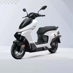 สกู๊ตเตอร์ไฟฟ้า AE4 กำลังสูง 2.4 กิโลวัตต์ สำหรับผู้ใหญ่ ใช้ในเมือง - Product Image 2