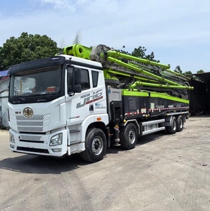 Offre Spéciale <span class=keywords><strong>pompe</strong></span> à béton Zoomlion 42m 46m 38m 37m 56m 52m 52m camions Benzz châssis <span class=keywords><strong>pompe</strong></span> à béton <span class=keywords><strong>camion</strong></span> 56m 54m 52m 46m 38 - Product Image 1