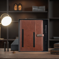 Journal de charge sans fil en cuir PU imprimé UV avec logo personnalisé Batterie externe Nouveauté Coffret de cadeaux d'affaires pour événements Cadeau de marque