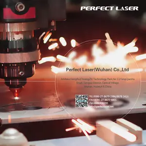 3D macchina da taglio robot laser, 200W taglio laser in fibra per metallo, saldatura laser, 1300mm * 2500mm, raffreddamento ad acqua, 0.05mm