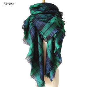 Écharpe carrée en laine à carreaux pour femme, châle chaud d'hiver avec bordure à franges - Product Image 3