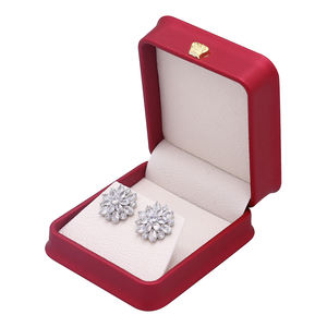 Multifuncional de alta calidad de terciopelo rojo dentro de la caja de joyería de cuero Pu caja de collar de lujo Taki - Product Image 5